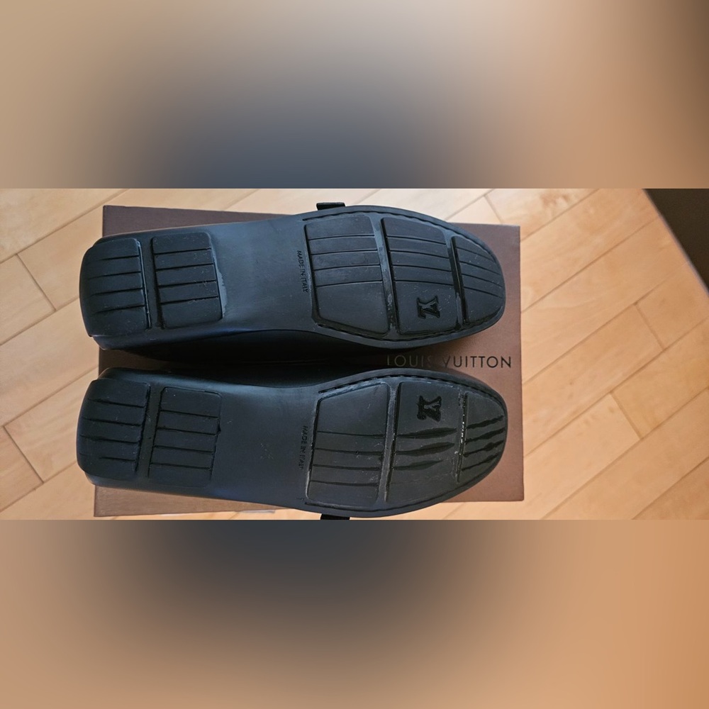 Authentic Louis Vuitton LV  Leather Shoes Flats Slip-on like new - Picture 3 of 6